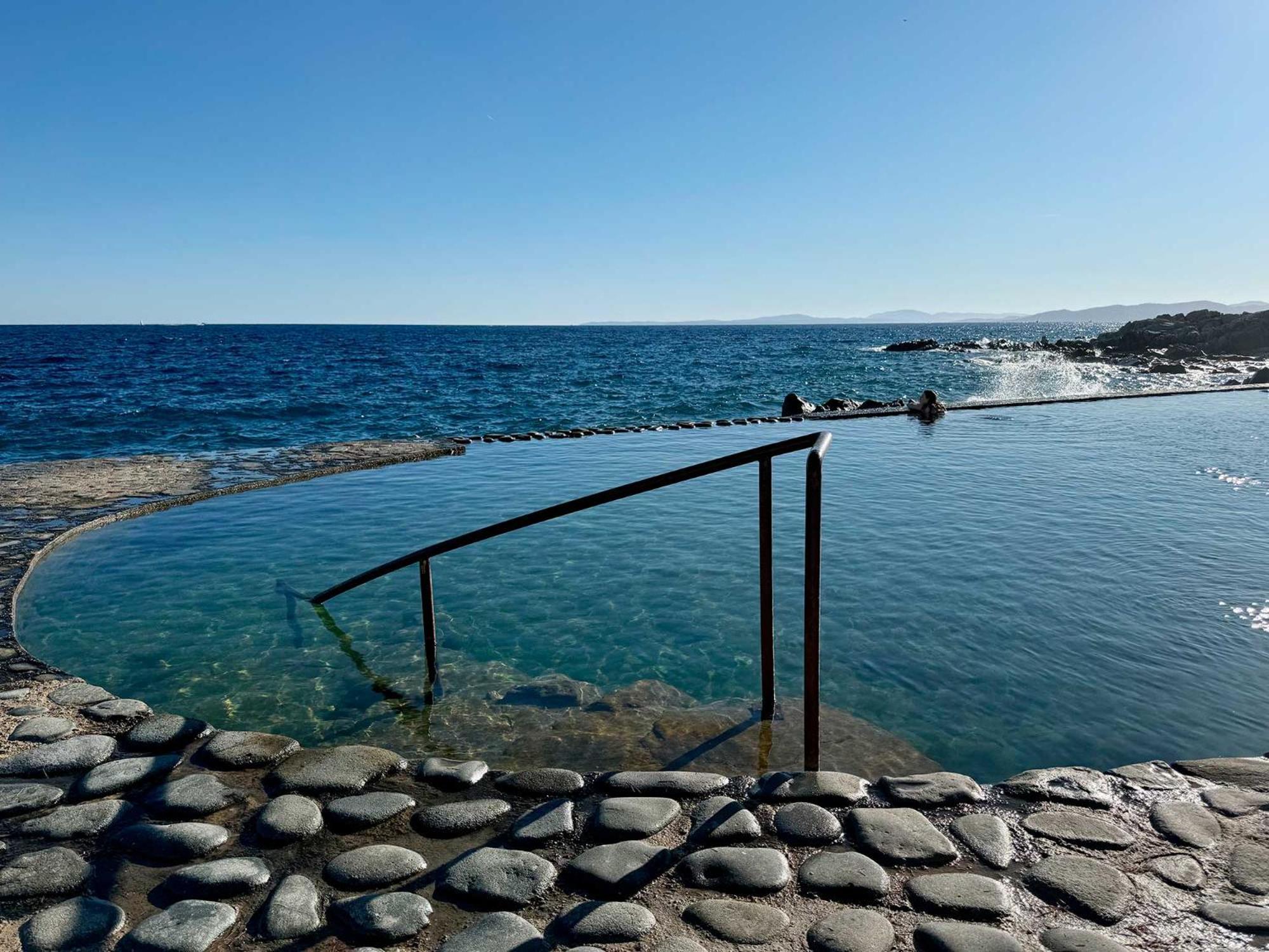 Luxury Family 2br - Prime Location, Walk To & Shopping, Sunny Balcony - Totolulu Hoche * Cannes